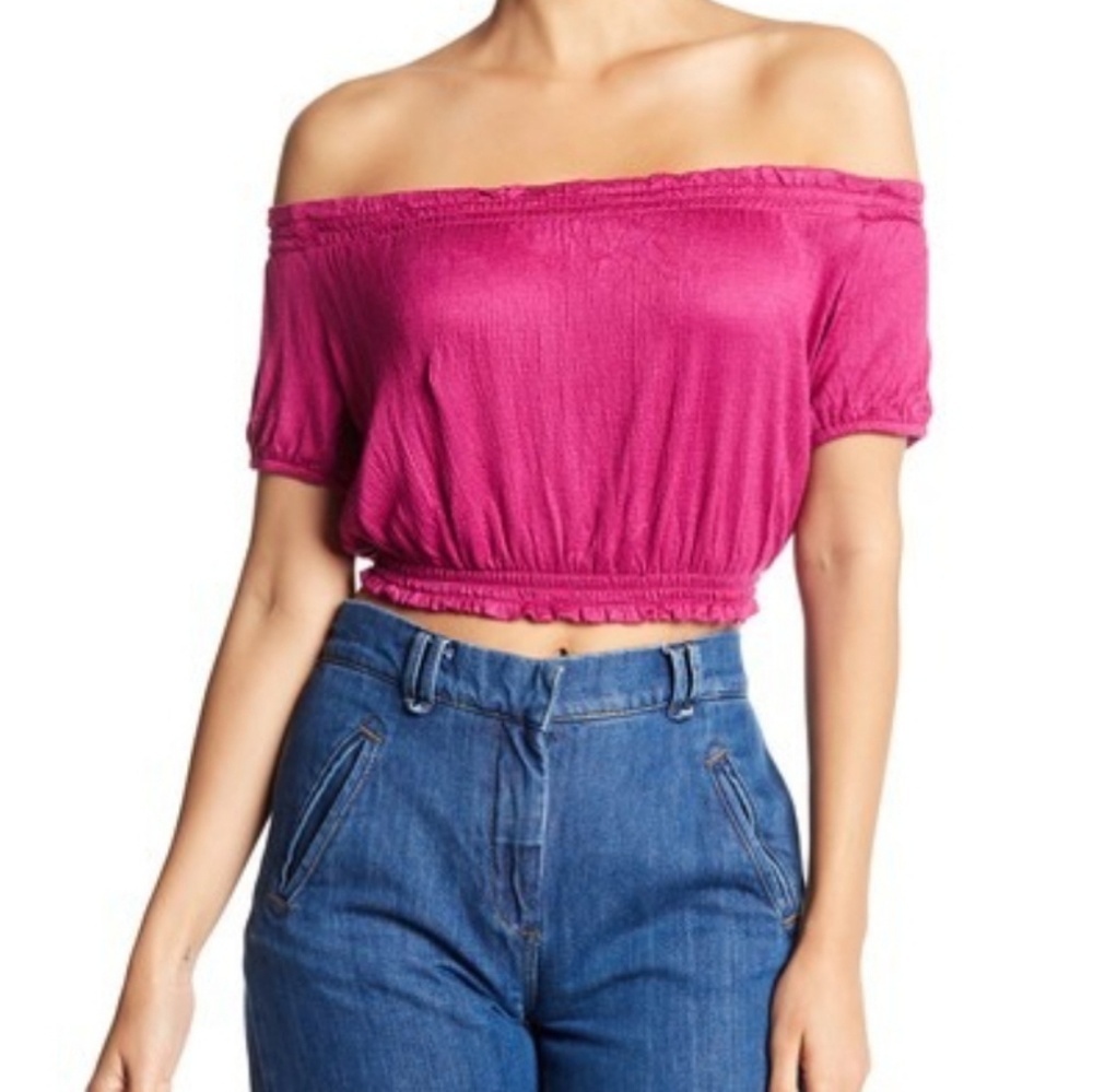 HIATUS Off-The-Shoulder Knit Blouse Crop Top